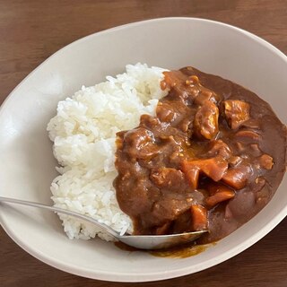 スパイスの効いたカレーライス♪